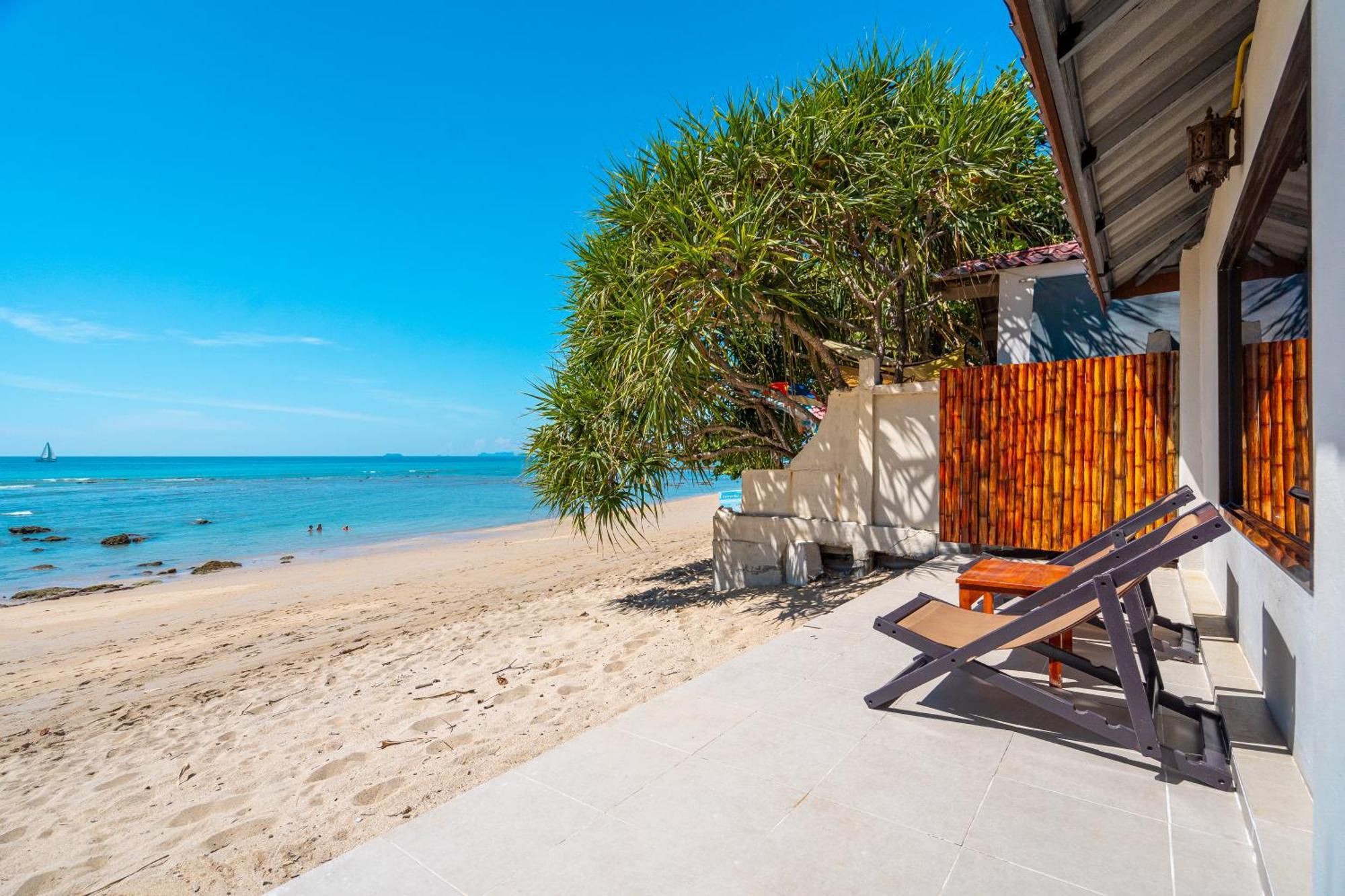 Lanta Beachfront Resort Ko Lanta Exterior foto