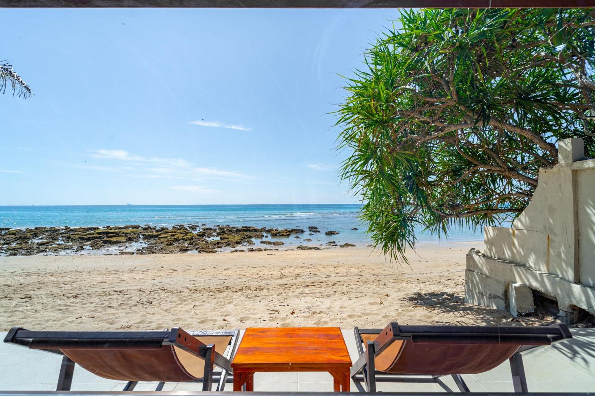 Lanta Beachfront Resort Ko Lanta Exterior foto